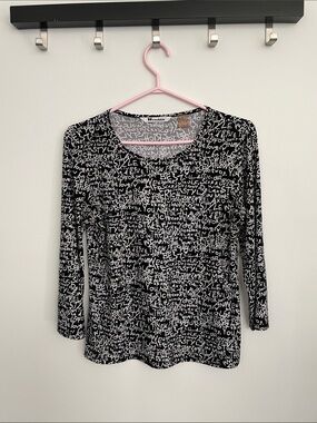 Nygard Collection Word Graphic Top Size Small